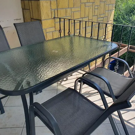Maja Apartmanhaz Apartment Balatonlelle