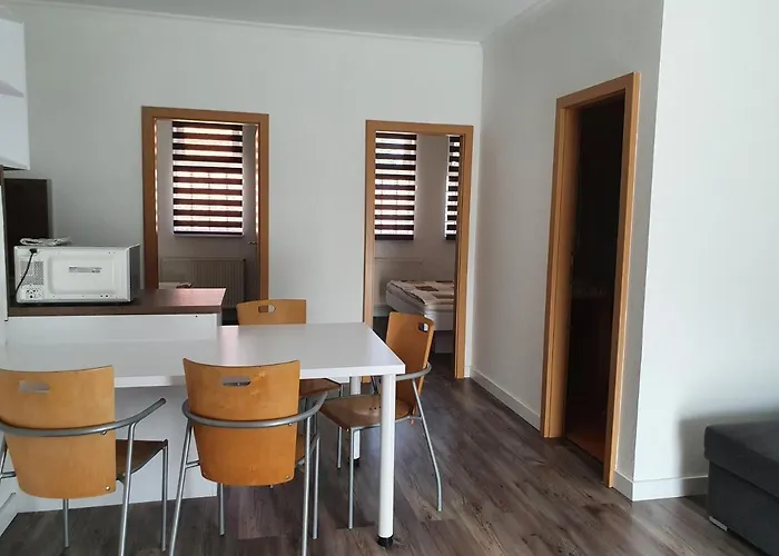 Apartment Maja Apartmanhaz *