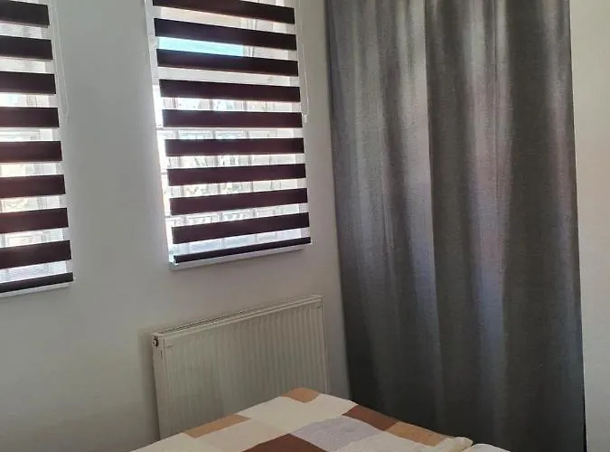Apartment Maja Apartmanhaz